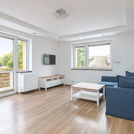 Apartment Kamienna Gora Ltc