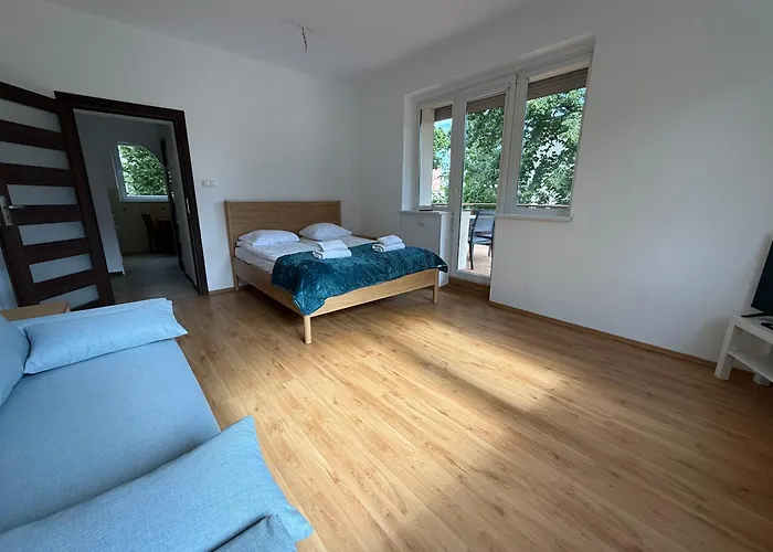 Apartman Kamienna Gora Ltc *